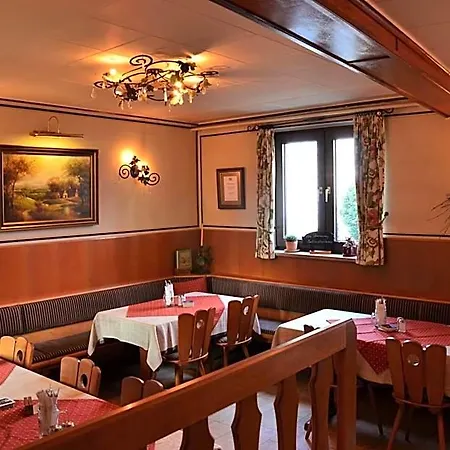 Wirtshaus & Zur Alten Brauerei Zapf מלון 3*