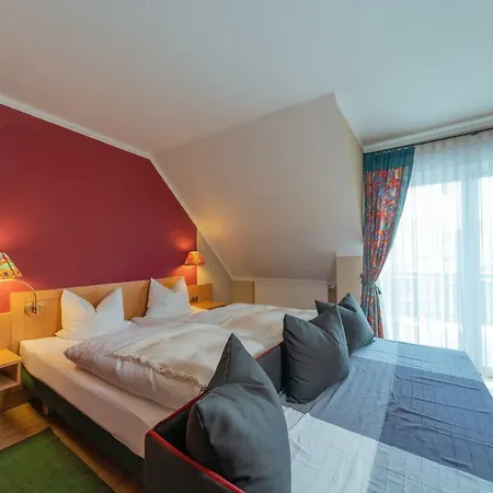 Wirtshaus & Zur Alten Brauerei Zapf Hotel
